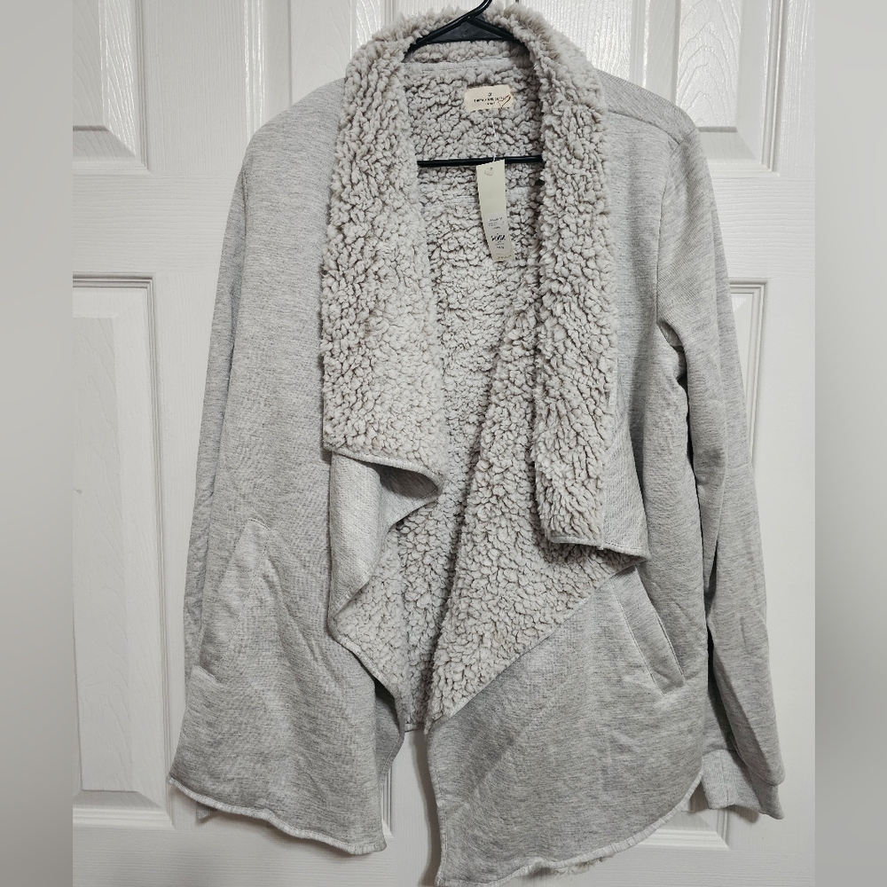 Thread and Supply Women's Cardigan L NWT